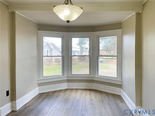 1016 Court St, Victoria, VA 23974