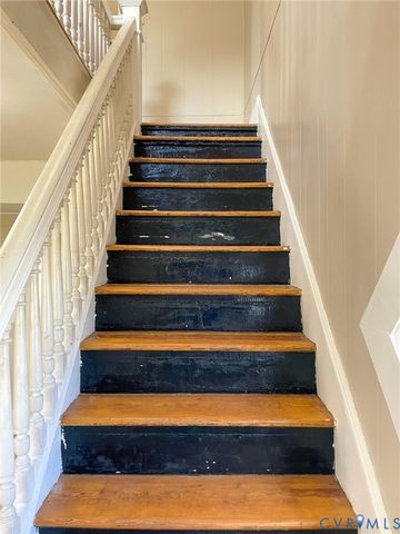 1016 Court St, Victoria, VA 23974