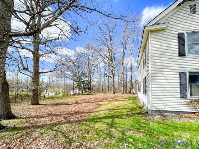 1016 Court St, Victoria, VA 23974