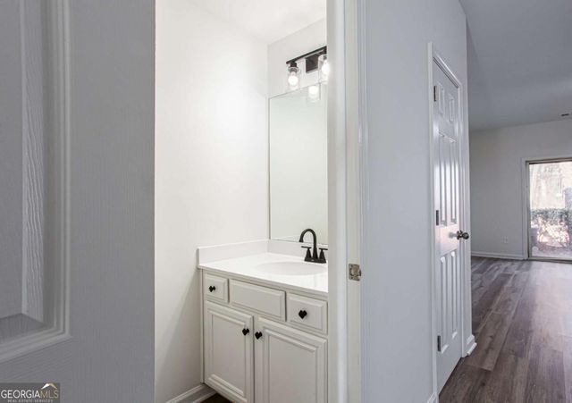 585 Mcwilliams Road SE 1406, Atlanta, GA 30315