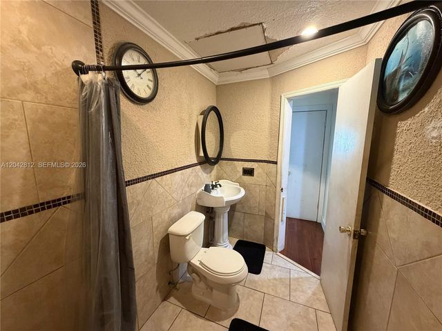 2021 NW 10th Ave, Fort Lauderdale, FL 33311