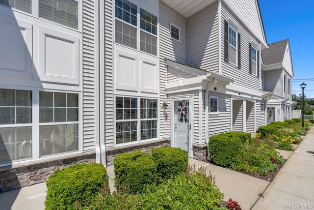 54 Spring Drive, Seaford, NY 11783