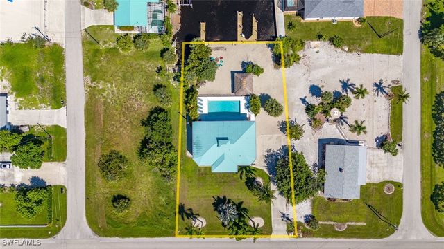 7380 Barrancas AVE, Bokeelia, FL 33922