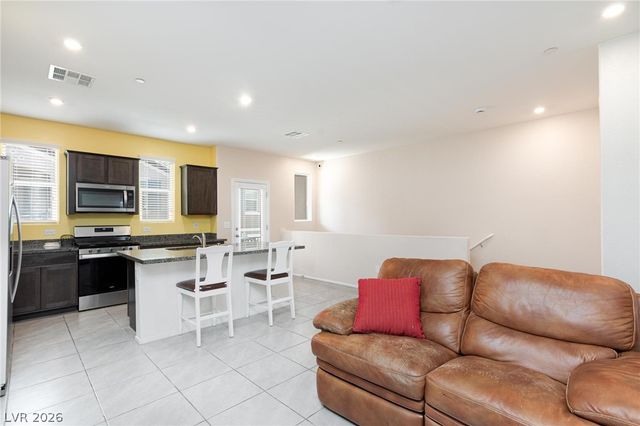 668 Tiarella Lane, Henderson, NV 89015