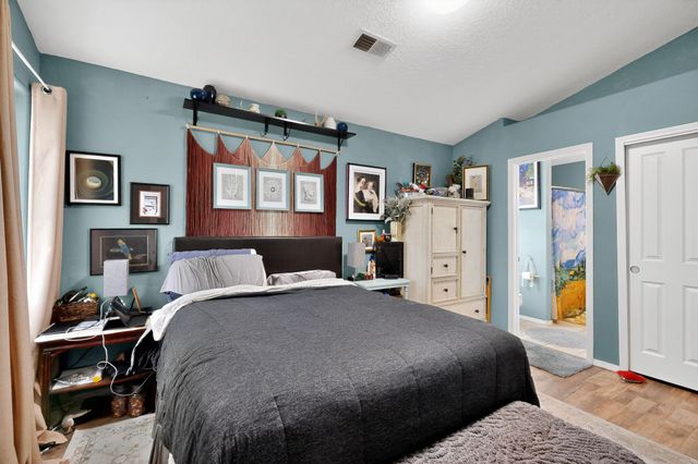 1170 Harrison Road, Santa Fe, NM 87507