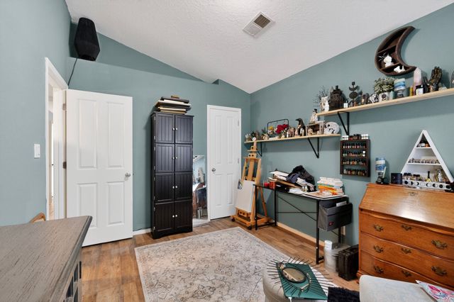 1170 Harrison Road, Santa Fe, NM 87507