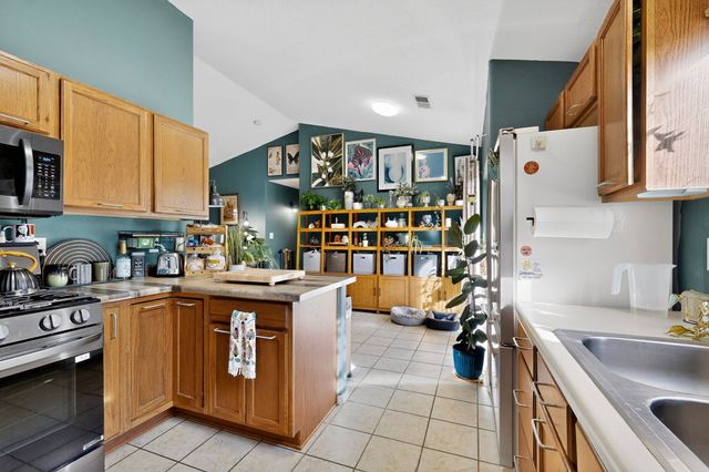 1170 Harrison Road, Santa Fe, NM 87507