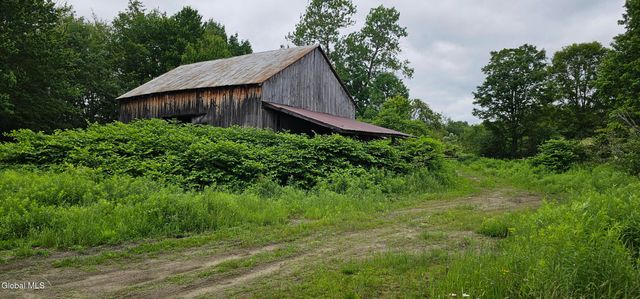 150 County Highway 112, Gloversville, NY 12078