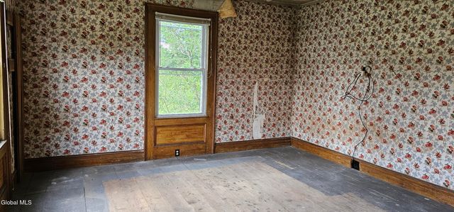 150 County Highway 112, Gloversville, NY 12078