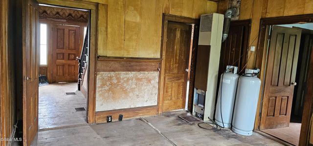 150 County Highway 112, Gloversville, NY 12078