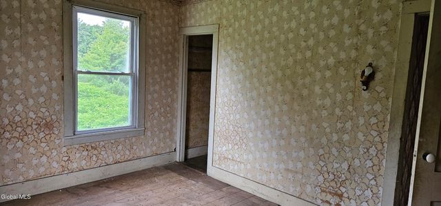 150 County Highway 112, Gloversville, NY 12078