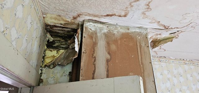 150 County Highway 112, Gloversville, NY 12078