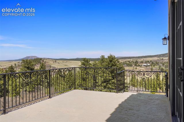 2869 Valley Park Drive, Larkspur, CO 80118