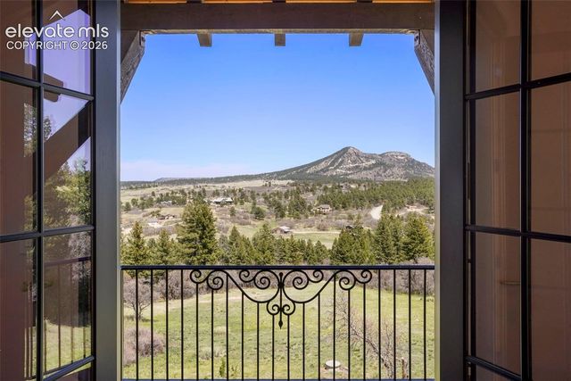 2869 Valley Park Drive, Larkspur, CO 80118