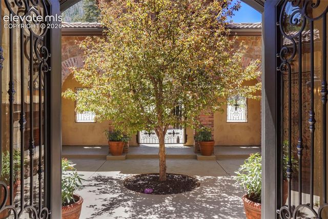 2869 Valley Park Drive, Larkspur, CO 80118