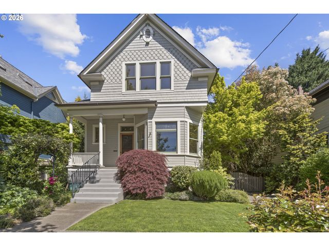2467 Nw SAVIER St, Portland, OR 97210