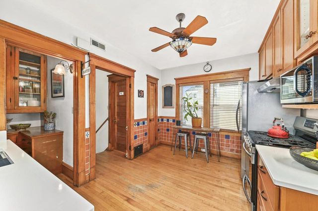 7441 Lincoln PLACE, Wauwatosa, WI 53213