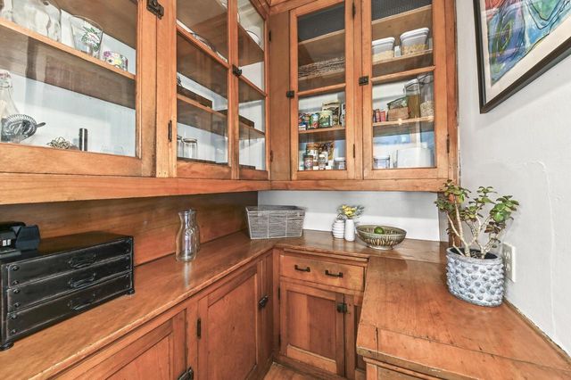 7441 Lincoln PLACE, Wauwatosa, WI 53213