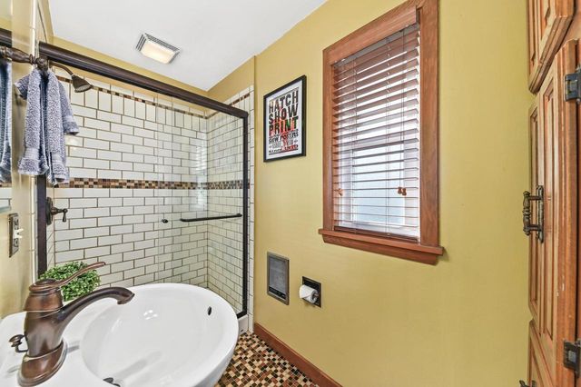 7441 Lincoln PLACE, Wauwatosa, WI 53213