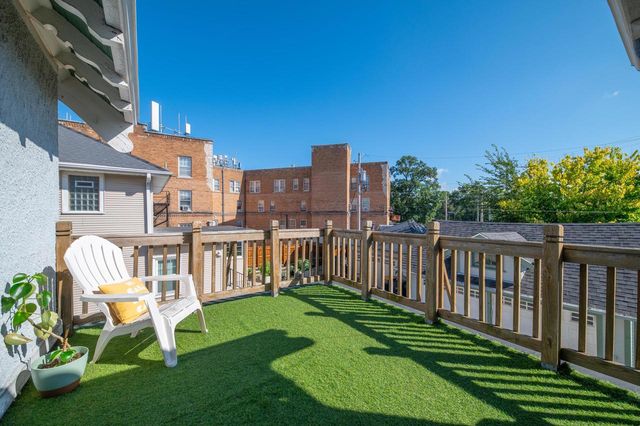 7441 Lincoln PLACE, Wauwatosa, WI 53213