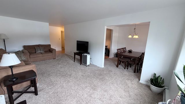 5220 Oakton Street 204, Skokie, IL 60077