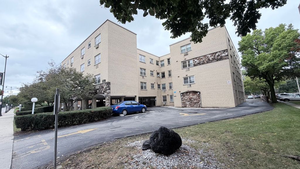 5220 Oakton Street 204, Skokie, IL 60077