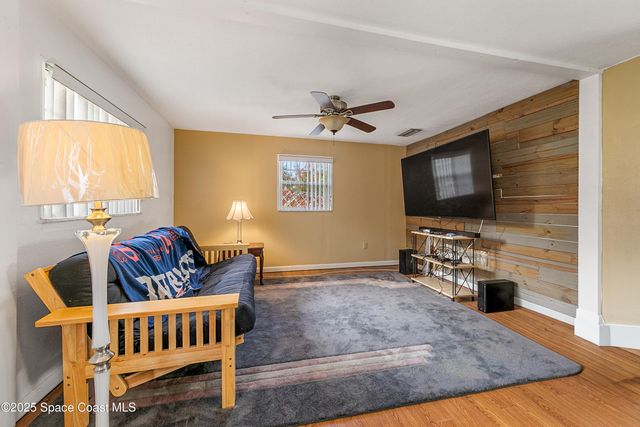 409 Lynn Avenue, Melbourne, FL 32935