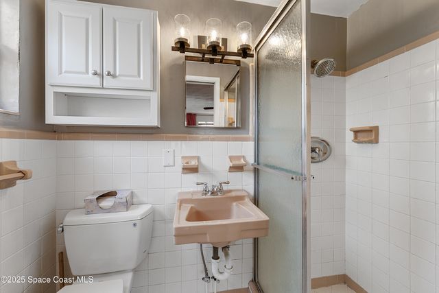 409 Lynn Avenue, Melbourne, FL 32935