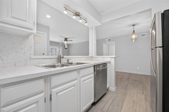 1311 Antoine Drive 195, Houston, TX 77055