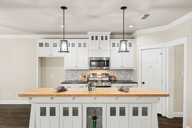 508 N Tennessee Street B, Mckinney, TX 75069