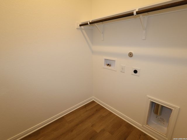 1172 Limestone Ridge, Seguin, TX 78155