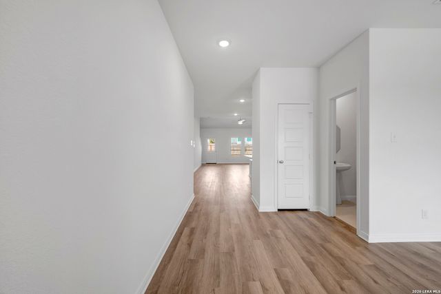 1172 Limestone Ridge, Seguin, TX 78155