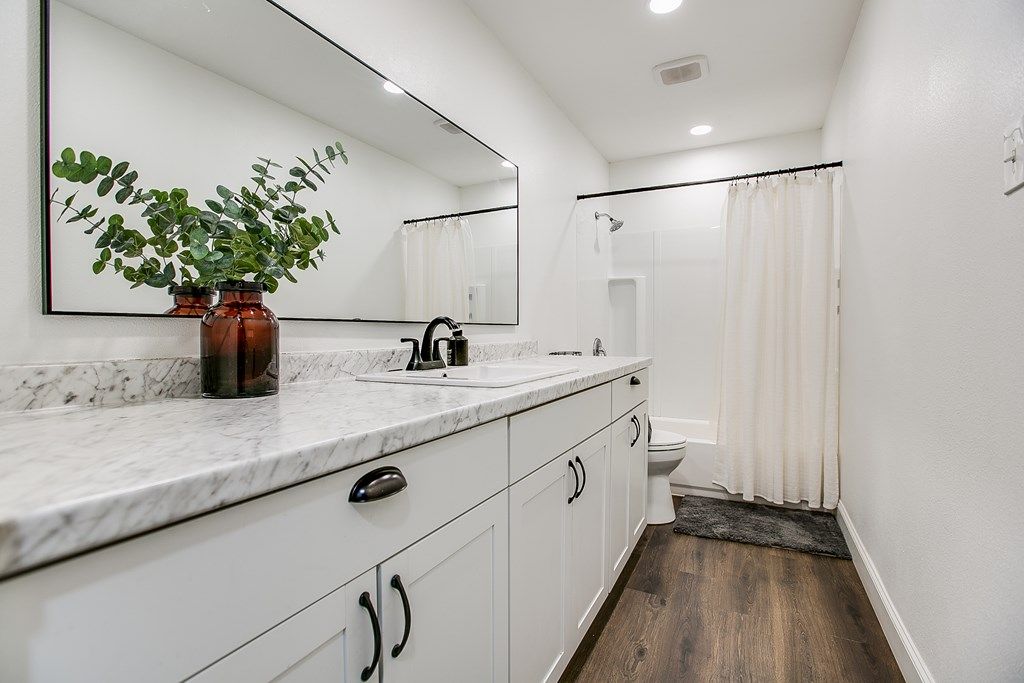 Image 19 of property listing at 3508 Sunset Dr, San Angelo, TX 76904