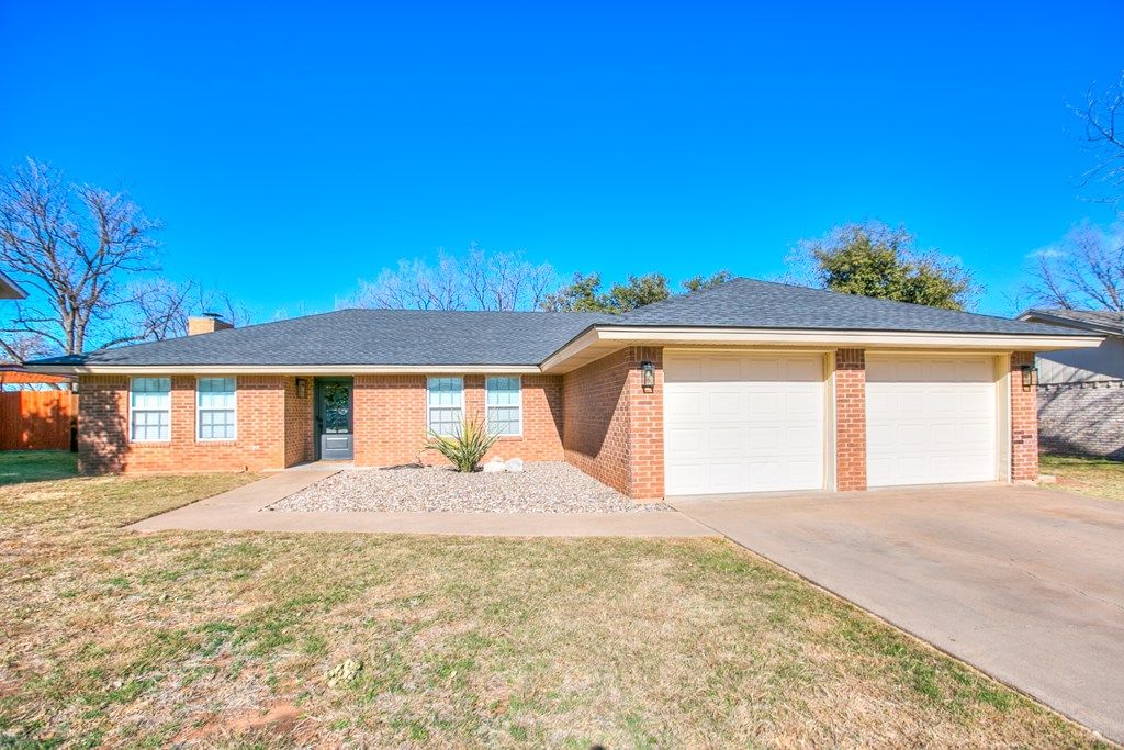 Image 3 of property listing at 3508 Sunset Dr, San Angelo, TX 76904