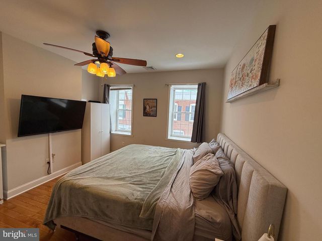 614 S LECOUNT ST, Philadelphia, PA 19146