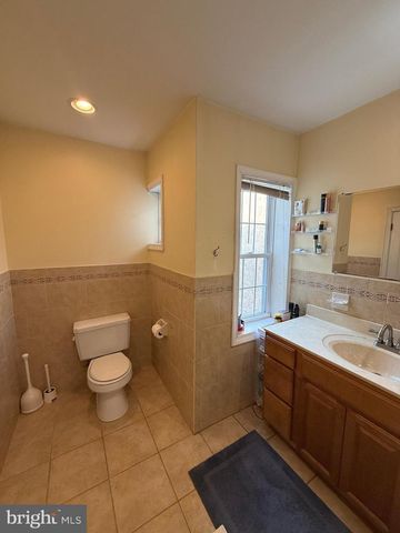 614 S LECOUNT ST, Philadelphia, PA 19146