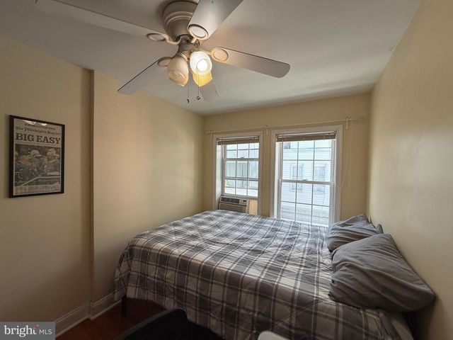 614 S LECOUNT ST, Philadelphia, PA 19146