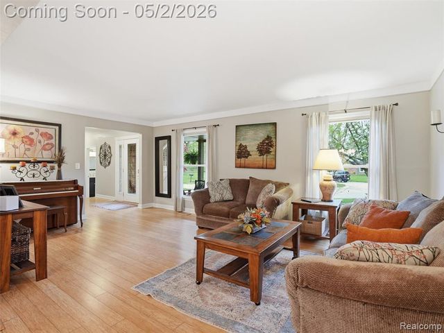 37279 Maple Leaf Court, Clinton Township, MI 48036