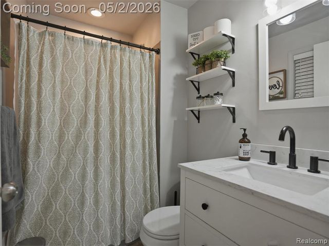 37279 Maple Leaf Court, Clinton Township, MI 48036