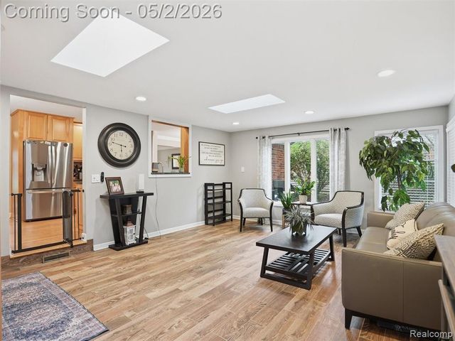 37279 Maple Leaf Court, Clinton Township, MI 48036