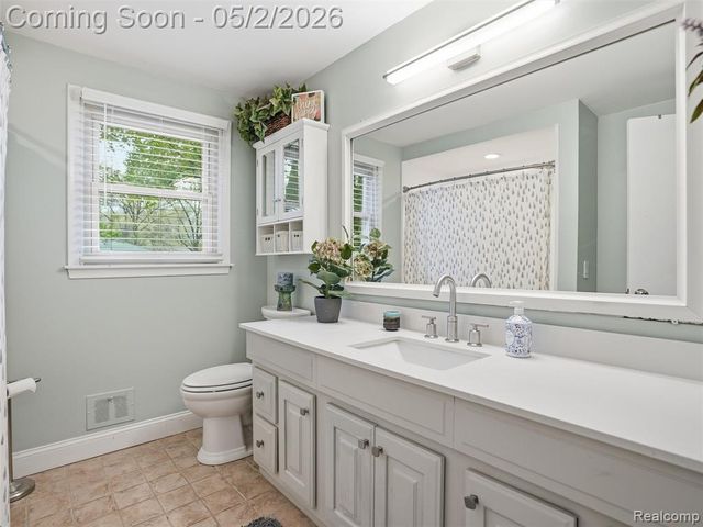 37279 Maple Leaf Court, Clinton Township, MI 48036