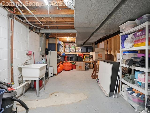 37279 Maple Leaf Court, Clinton Township, MI 48036