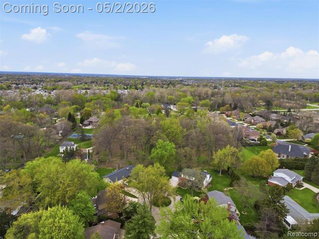 37279 Maple Leaf Court, Clinton Township, MI 48036
