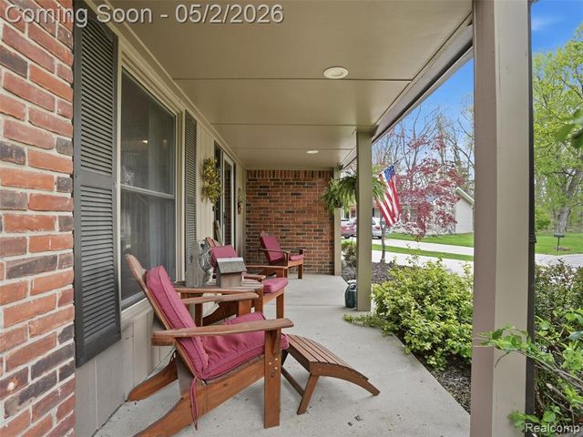 37279 Maple Leaf Court, Clinton Township, MI 48036