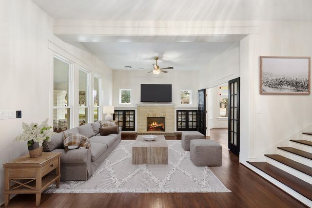 452 N Jackson Street, La Grange, TX 78945