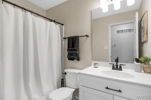 2446 Chukka Drive, Eureka, MO 63025