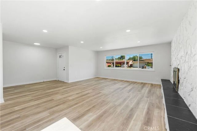 403 Lightcap, Lancaster, CA 93535