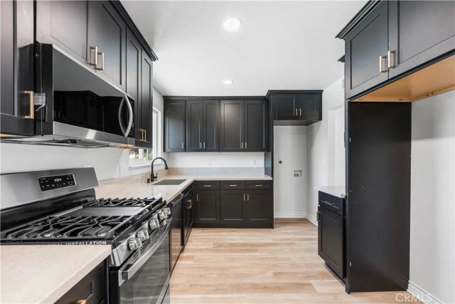 403 Lightcap, Lancaster, CA 93535