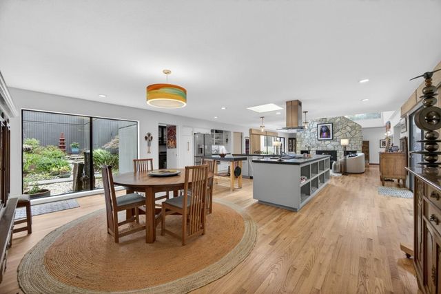 3930 Main St, Fair Oaks, CA 95628