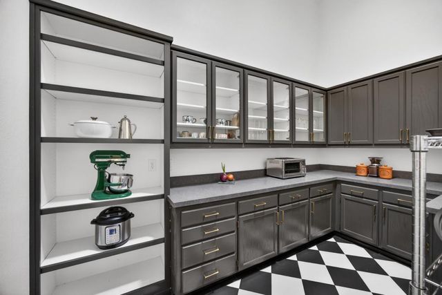 3930 Main St, Fair Oaks, CA 95628
